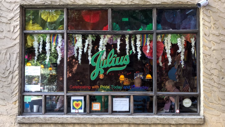 storia segreta gay new york julius sip in