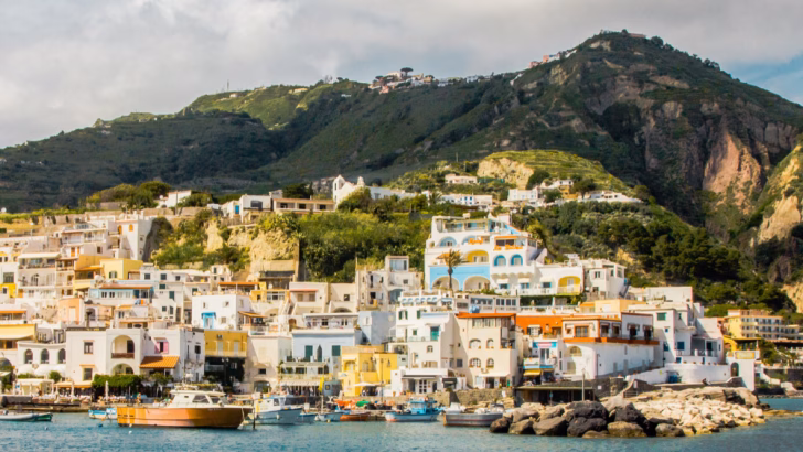 Visitare Ischia: cose da fare e vedere e come arrivare