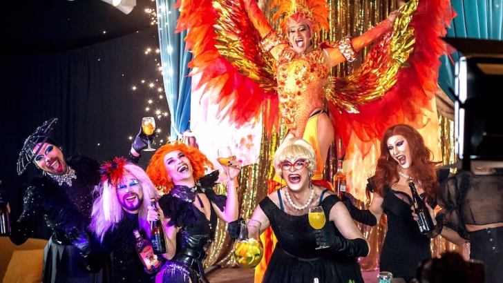 4 esperienze online su Airbnb a tematica LGBTQ