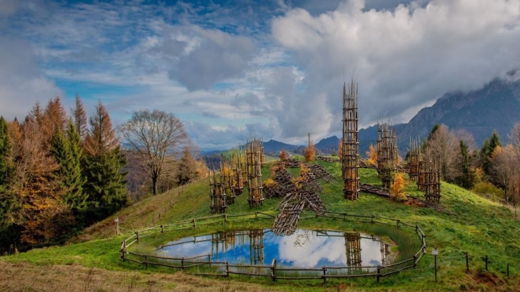 Cattedrale Vegetale Oltre il Colle (Bergamo): Cosa vedere e come organizzare la visita all&rsquo;opera d&rsquo;arte di Giuliano Mauri