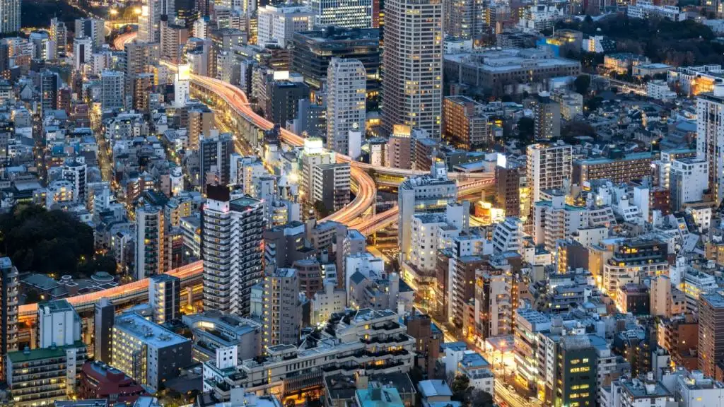 Vista-dallalto-di-Roppongi-i-migliori-quartieri-di-tokyo-itinerario-completo-giappone