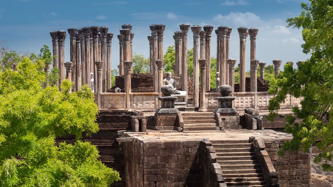 Rovine di Medirigiriya Vatadage a Polonnaruwa in Sri Lanka