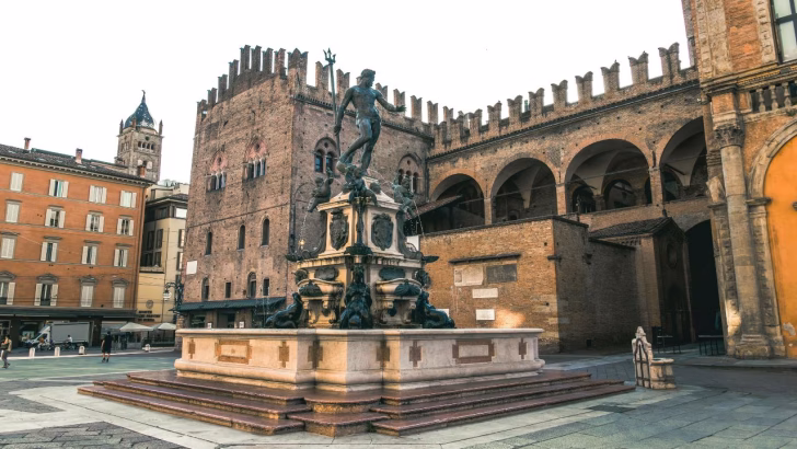 Ponte del 25 aprile 2025 a Bologna: Cosa fare, dove andare ed eventi imperdibile