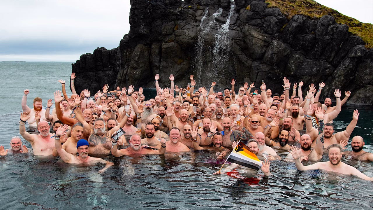 Partecipanti al Reykjav&iacute;k Bear, festival internazionale bear in Islanda con eventi sociali e termali LGBTQ+